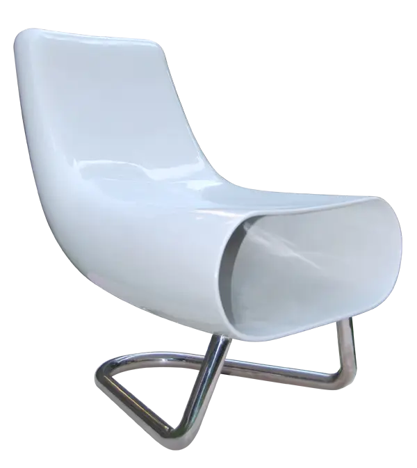 Modern White Chair with Minimal Curved Design