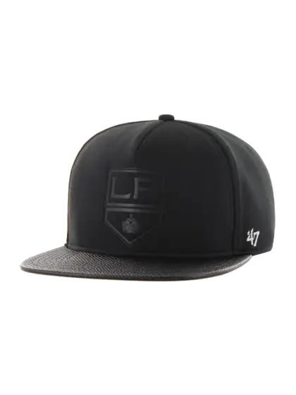 Sleek Black Cap for Streetwear Style