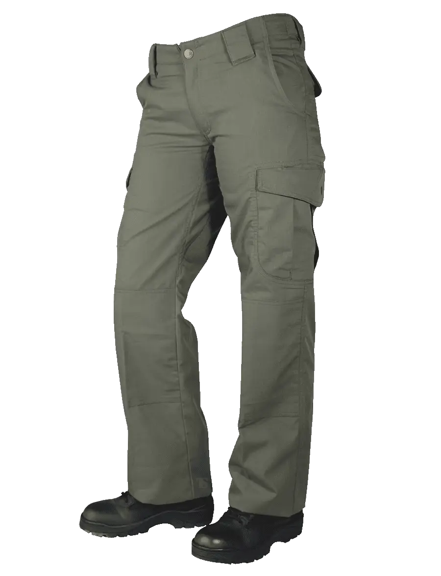 Durable Green Cargo Pants for Outdoor Activities