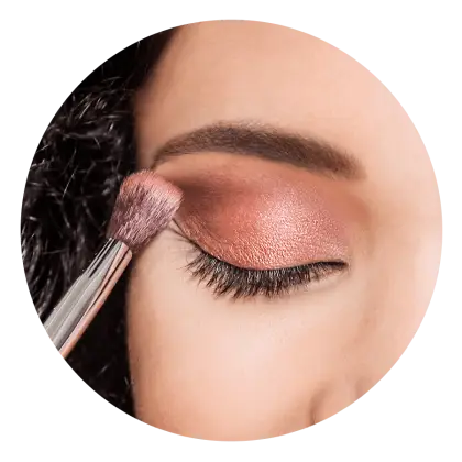 Applying Eye Makeup with Brush