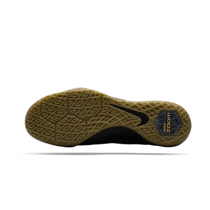 Shoe Sole with Tread Pattern