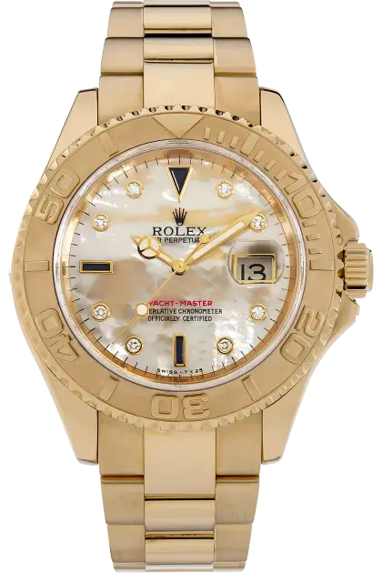 Gold Luxury Wristwatch with Elegant Face