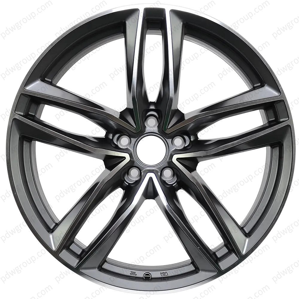 Shiny Metal Car Wheel with Precise Design