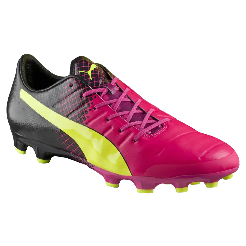 Pink Soccer Shoe for Athletic Performance