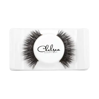 False Eyelashes in Packaging