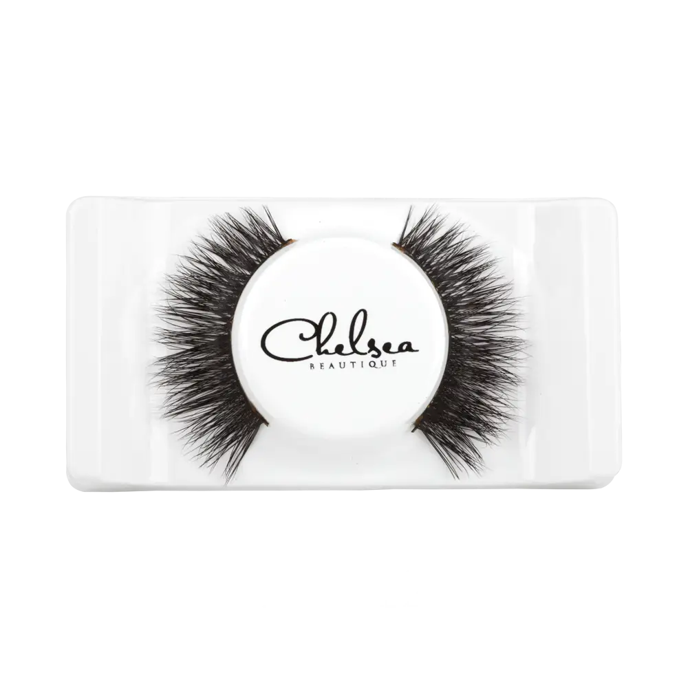 False Eyelashes in Packaging