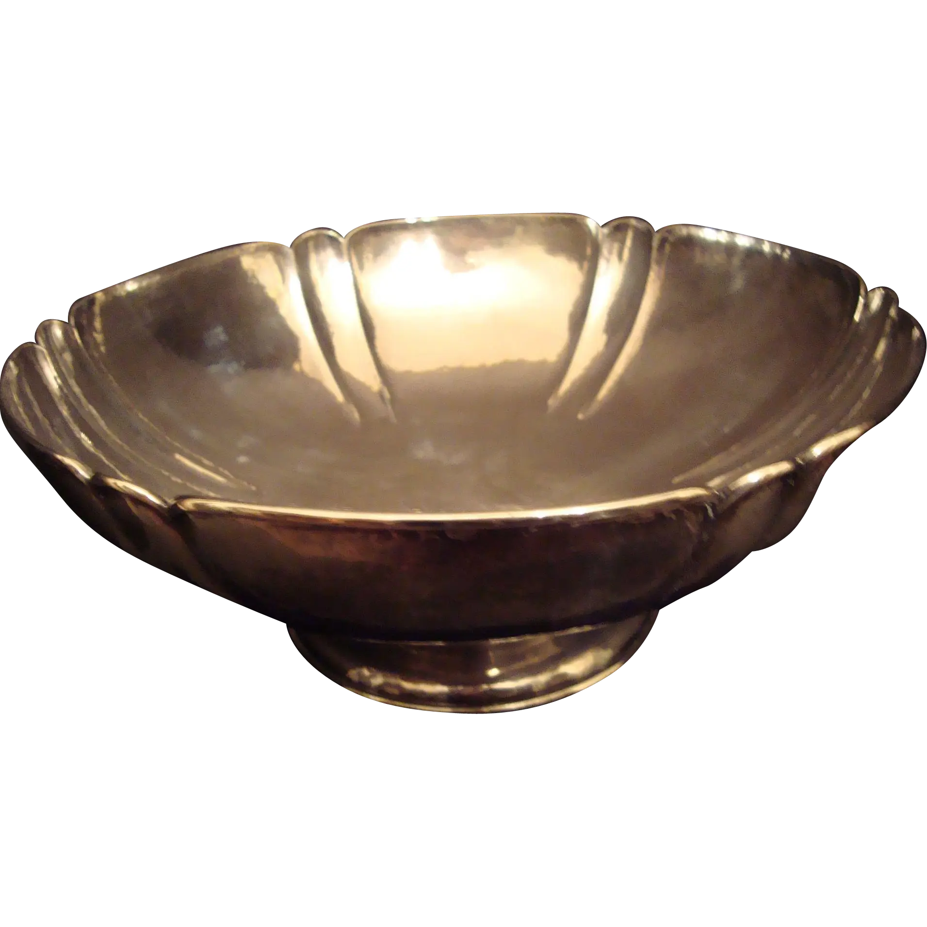 Elegant Golden Bowl for Decoration or Dining