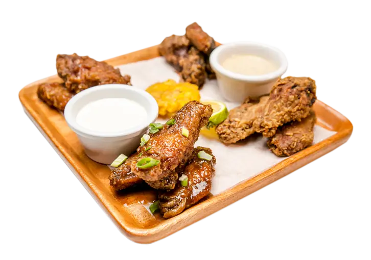 Delicious Chicken Wings with Dips