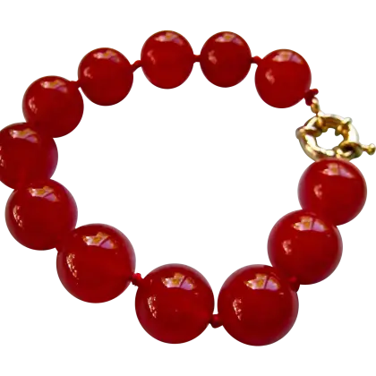 Stylish Red Bead Bracelet with Gold Clasp