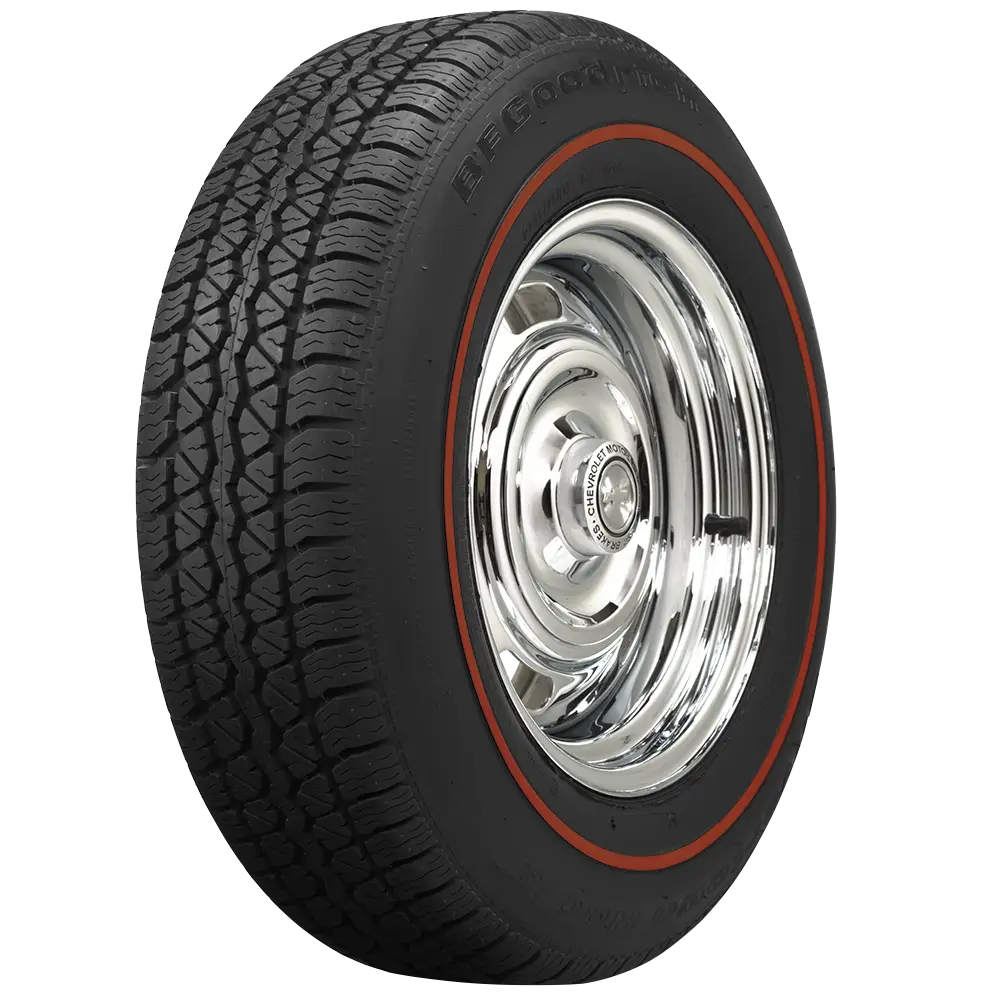Black Car Tire with Chrome Rim