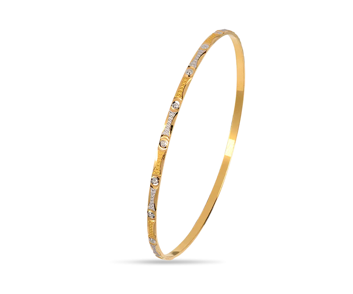 Elegant Golden Bracelet with Diamonds