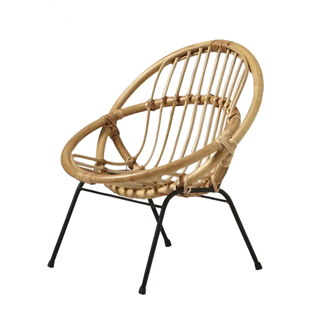 Oval Rattan Chair with Metal Legs