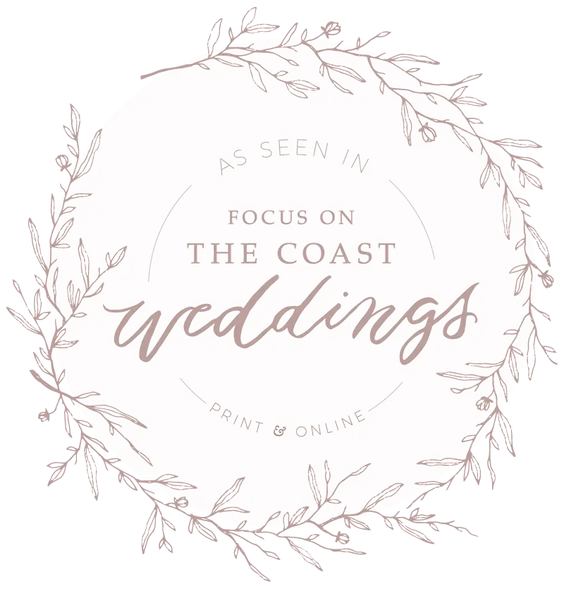 Elegant Wedding Wreath Decoration
