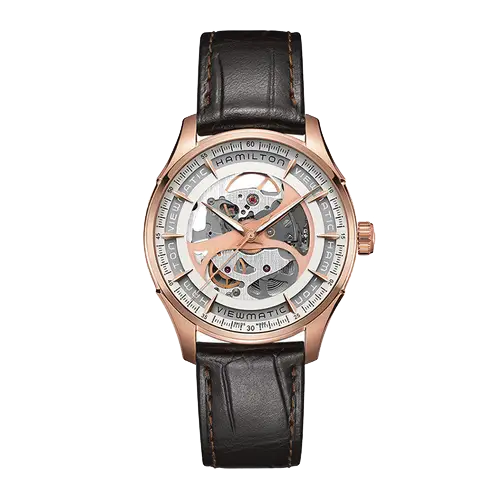Elegant Wristwatch with Leather Strap