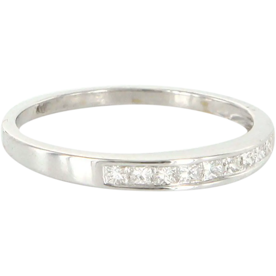 Elegant Silver Diamond Ring