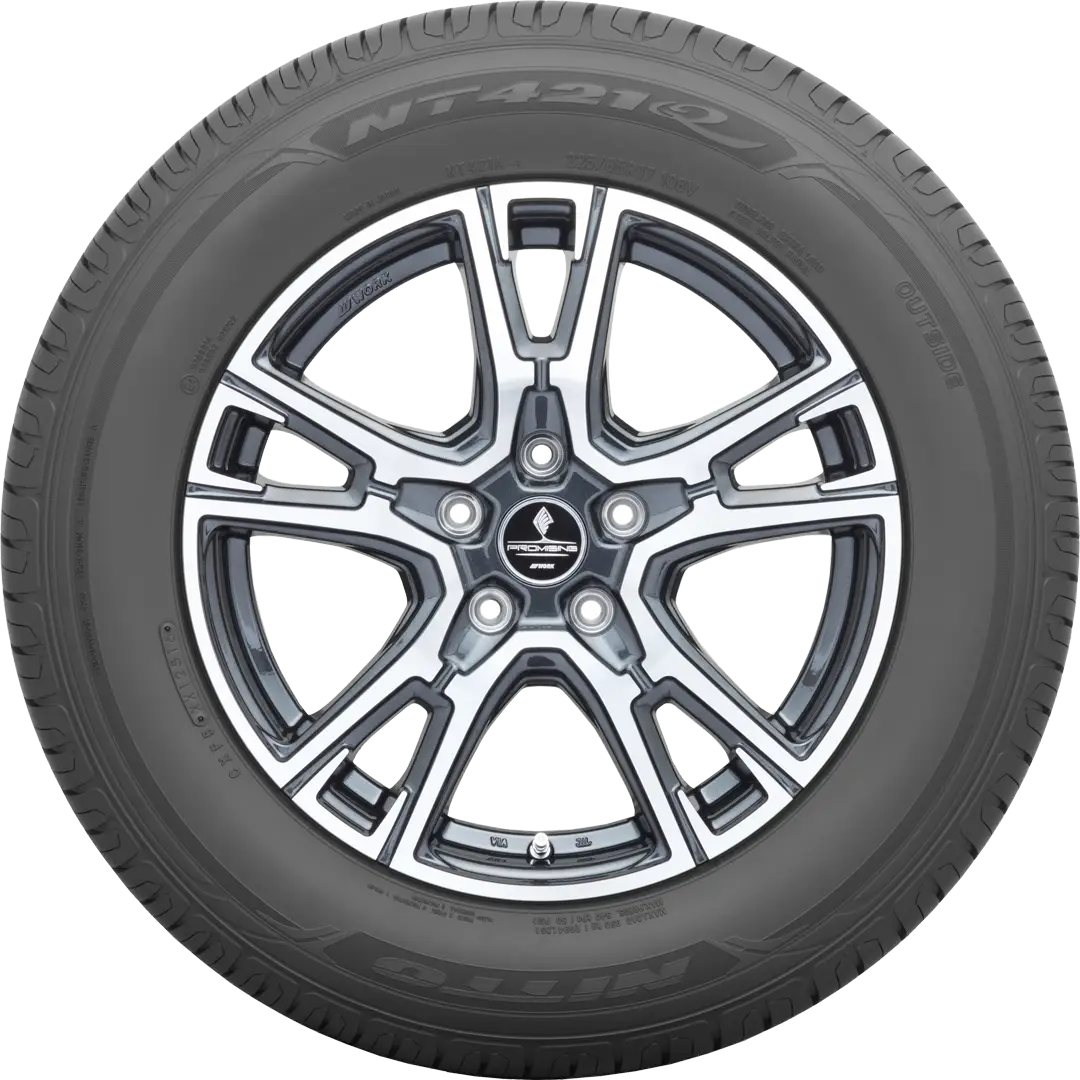 Car Tire with Metal Rim