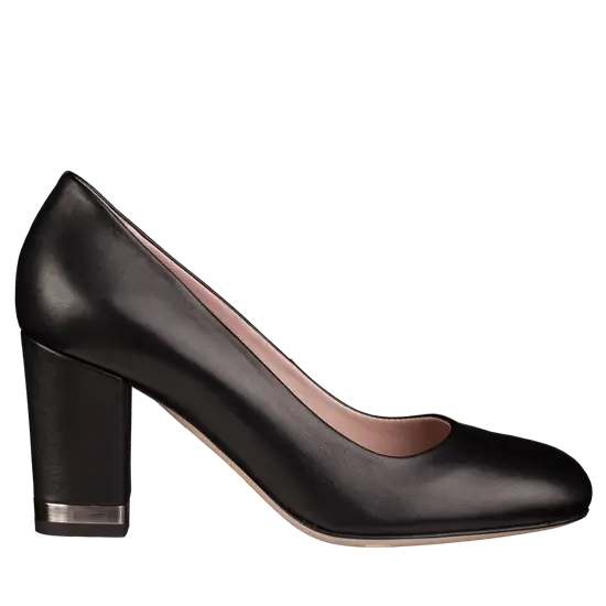 Black High Heel Shoe in Elegant Style