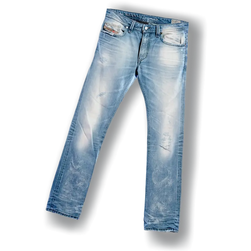 Light Washed Jeans for Casual Fashion