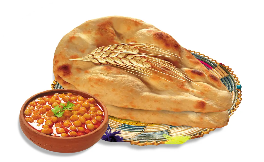 Naan Bread and Chickpeas Curry Meal