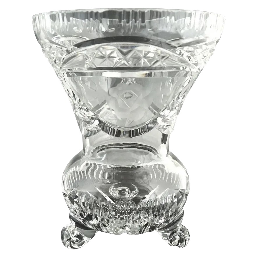 Elegant Crystal Vase for Home Decor