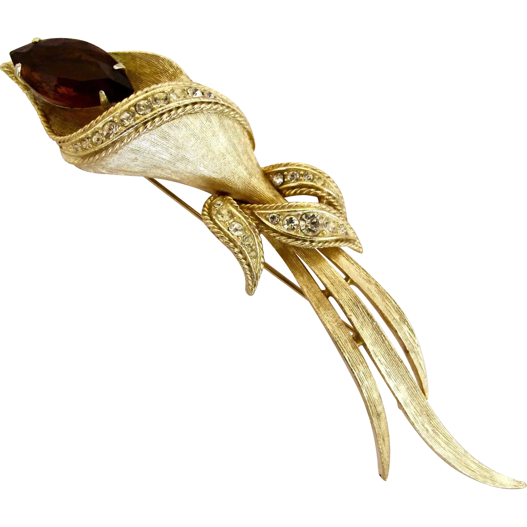 Elegant Gold Brooch with Gemstone