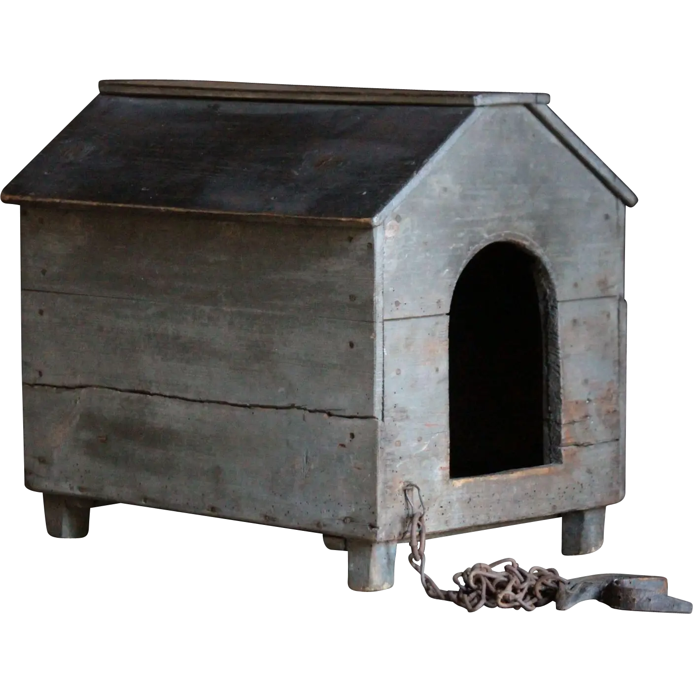 Wooden Dog House with Chain