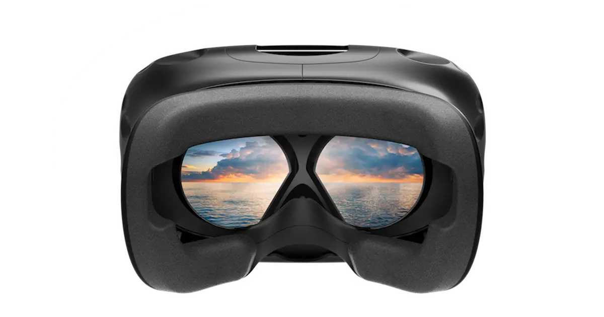 Virtual Reality Headset with Scenic View