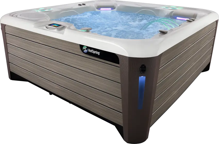 Luxurious Hot Tub