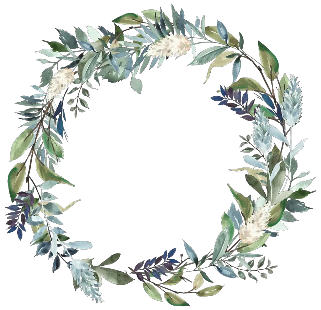 Green Leafy Wreath with Natural Design