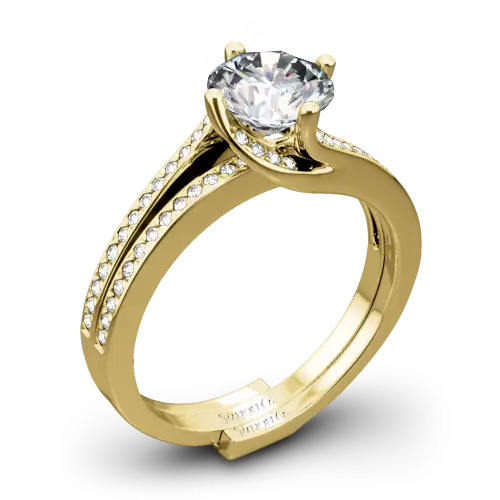 Gold Engagement Ring with Sparkling Diamond