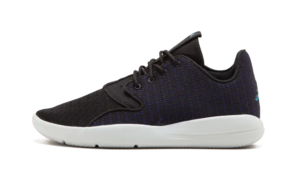 Black Sports Sneaker with Modern Design