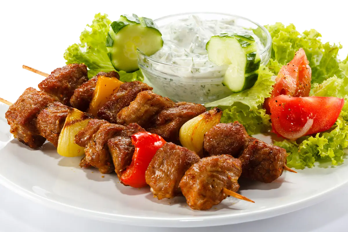 Delicious Grilled Meat Skewers with Vegetables